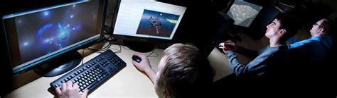 The effort is undertaken by a developer, ranging from a single person to an international team dispersed across the globe. El desarrollo de videojuegos, una vuelta a los conceptos