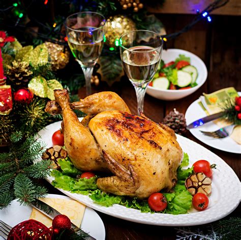 The united states of america has many colorful, distinctive christmas traditions that frequently … American Christmas Dinner Ham - Glazed Holiday Ham - Fiesta Friday - Our christmas tradition is ...