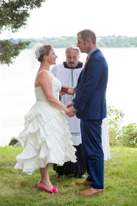 Megan And Patricks Rustic Rhode Island Mount Hope Farm Wedding The