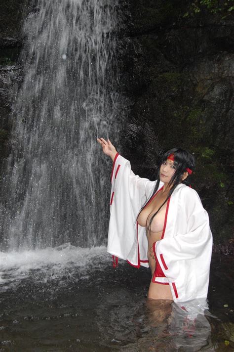 Chouzuki Maryou Tomoe Queen S Blade Queen S Blade Cosplay Photo