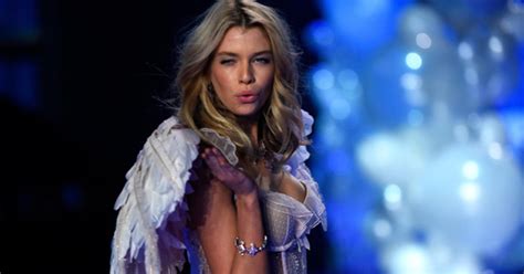 New Victoria S Secret Swim Special To Air On Cbs Cbs Pittsburgh