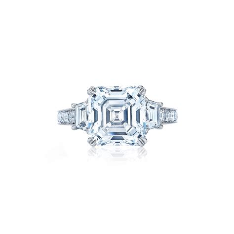 Kwiat Vintage Style Engagement Ring With An Asscher Diamond And Side Stones In Platinum Kwiat