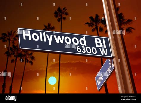 Blue Hollywood Blvd Street Sign Hi Res Stock Photography And Images Alamy