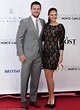 Arrow star Stephen Amell reveals wife Cassandra Jean is pregnant ...