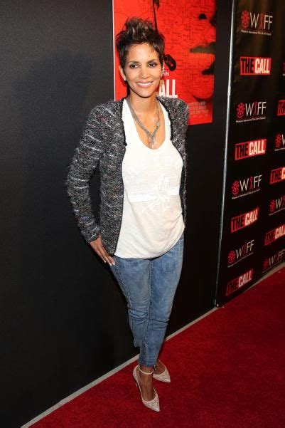 Happy Birthday Halle Berry This Is 50 Halle Berry Halle Casual Style