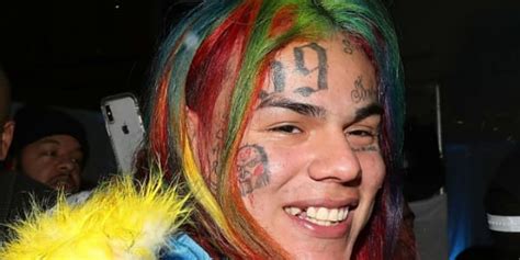 6ix9ine and casanova perform on stage for first time since squashing beef complex