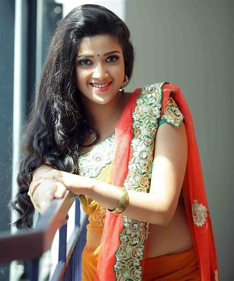 abhirami suresh hot hd pictures images wallpapers actress world