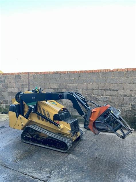 Vermeer Mini Skid Steer Loader Ctx100 With Various Attachments Log