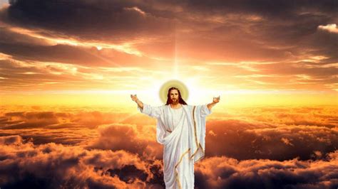 Jesus Christ With Background Of Sunbeam And Clouds Hd
