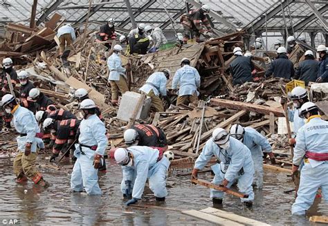 Japan Earthquake And Tsunami After 9 Days 2 People Rescued From Rubble