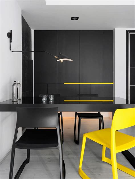 Z Axis Design Creates A Stylish Contrast Strong Apartment In Taiwan