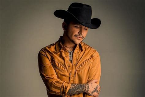 Christian nodal's channel, the place to watch all videos, playlists, and live streams by christian nodal on dailymotion. Christian Nodal deja de seguir a Belinda en Instagram | e ...