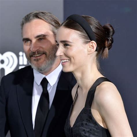 Rooney mara and joaquin phoenix have confirmed that they have welcomed their first child together. Joaquin Phoenix and Fiancée Rooney Mara Are Expecting ...