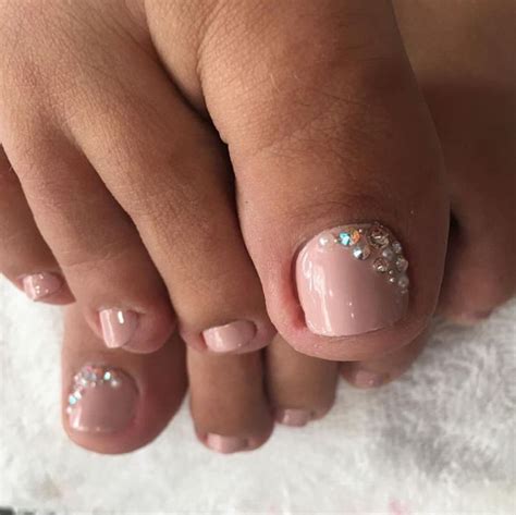 24 Beautiful Spring Toe Nails Design Ideas The Glossychic Summer Toe Nails Pink Toe Nails