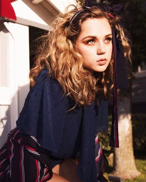 Brec Bassinger Beautiful Celebrities Sexy Actresses Bella And The