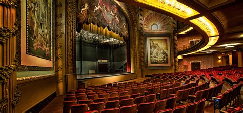 Palace Theatre | Discover Los Angeles