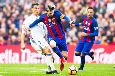 Ronaldo Doesnt Have The Brilliance Of Messi Rediff Sports