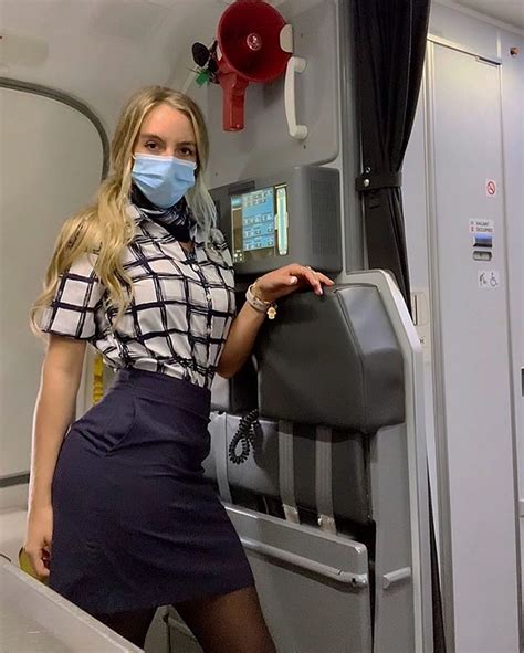 top ten hottest flight attendants slickster magazine