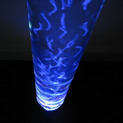 Featuring a colour changing led lamp in red, green and blue hues and a variable flow of bubbles, this lamp. Colour Change Sensory Bubble Fish Lamp