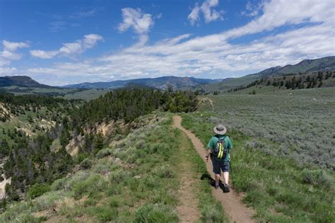 Best Hikes In Yellowstone National Park Happiest Outdoors