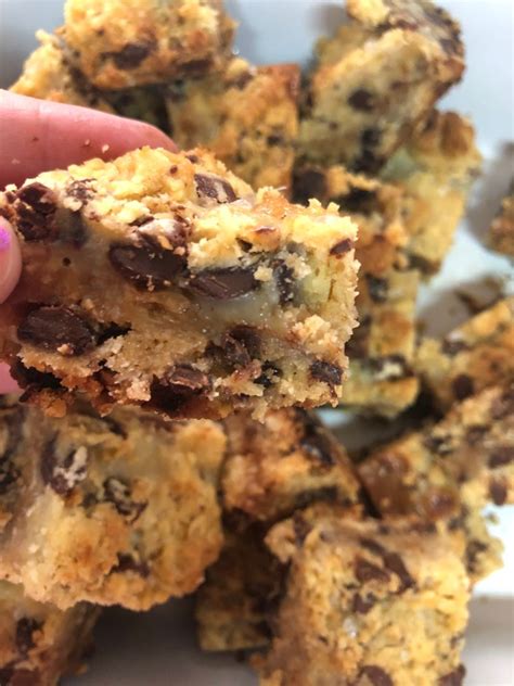 Coconut Toffee Chocolate Chip Cookie Bars Kitch Me Now