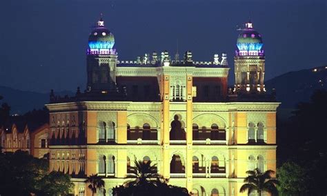 O castelo da fiocruz, também conhecido como pavilhão mourisco, está fazendo 100 anos em 2018. A história da Fundação Oswaldo Cruz em imagens - Jornal O ...