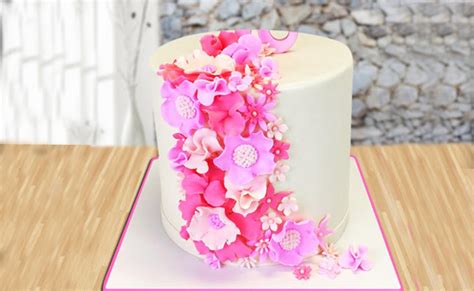 Floral Designer Cake Ideas Popular Floral Cake Designs