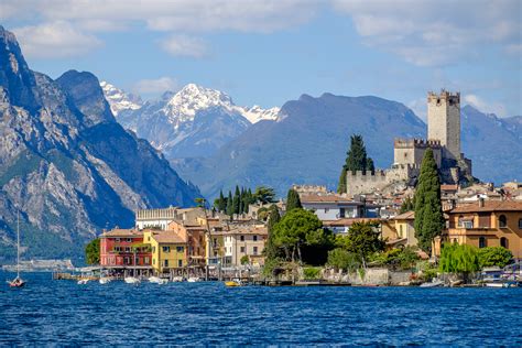 Check spelling or type a new query. Malcesine (Lake Garda) | Visititaly.info