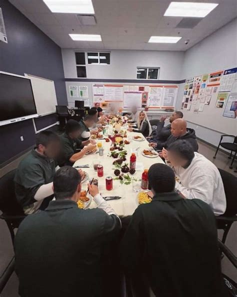 kim kardashian and tristan thompson host thanksgiving with inmates