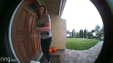 Liveleak Sexy San Diego Porch Pirate Caught On Cctv Youtube