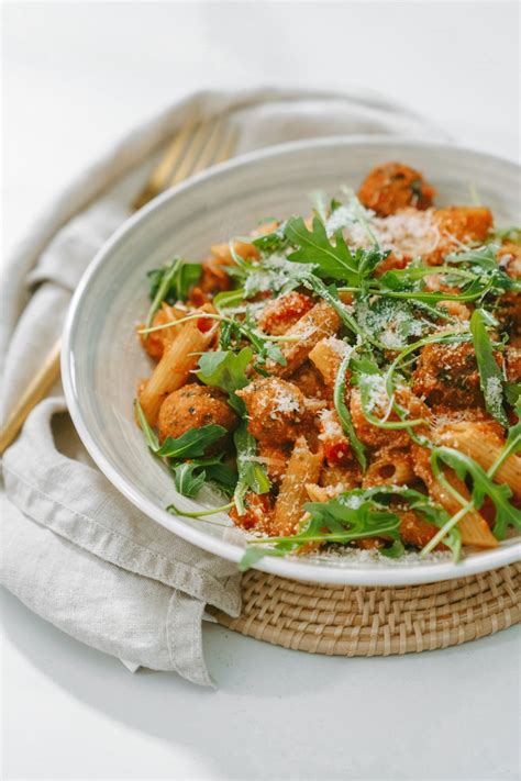 Vegetarische Balletjes In Tomatensaus Met Pompoen En Penne Recepten