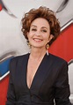 25 Sexiest Pictures Of Annie Potts | CBG