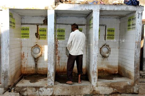 public toilets in delhi ncr a ‘no go area
