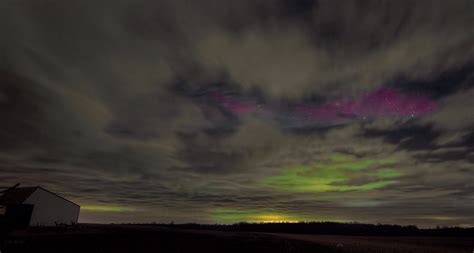 Possibility Of Northern Lights Being Seen Around Milwaukee Tonight R