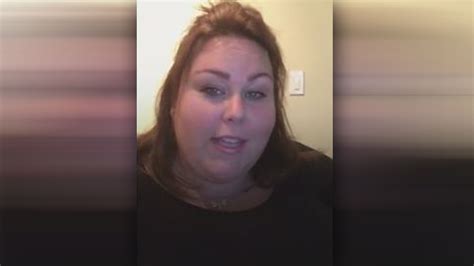 This Is Us Star Chrissy Metz Tears Up While Reading Letter To Her