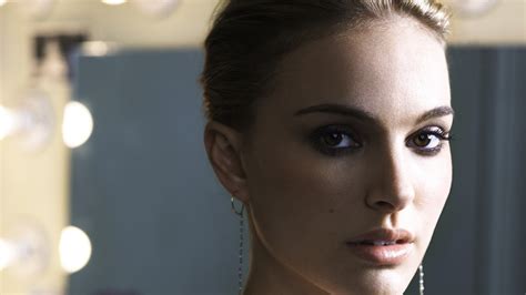 1920x1080 Girl Beautiful Eyes Black Swan Natalie Portman