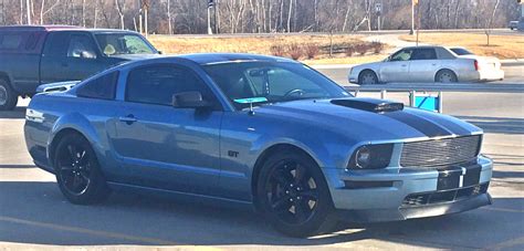 Windveil Blue 2005 Ford Mustang Gt Custom Coupe