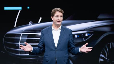 Ola K Llenius Przyspieszy Produkcj Elektrycznego Daimlera Manager