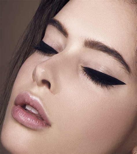 Strain this to get the juice. How To Apply Eyeliner For Beginners? - Step By Step ...