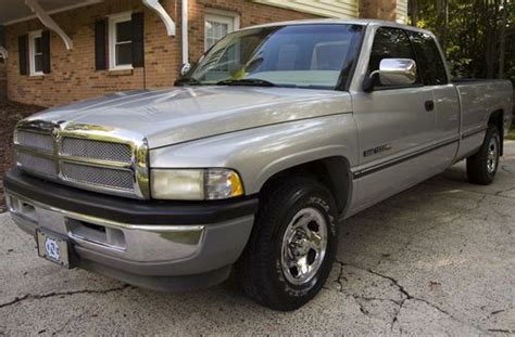 Purchase Used 1996 Dodge Ram 1500 V8 Magnum Extended Cab 2 Door 59l In