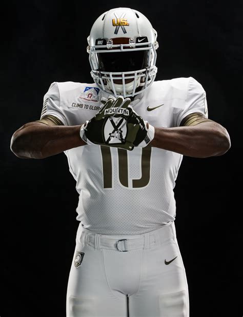 Nike football uniforms showcase design details to honor both teams' military histories. Climb to Glory