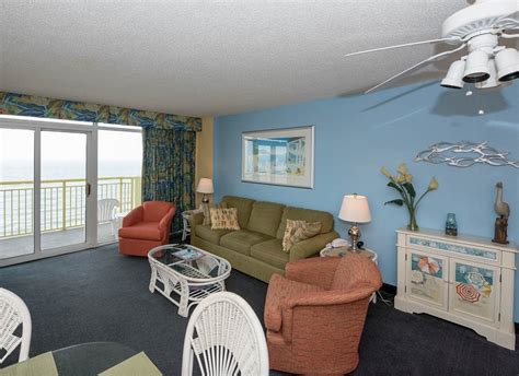 Breathtaking Oceanfront 3 Bedroom Condo Has Central Heating And Wi Fi
