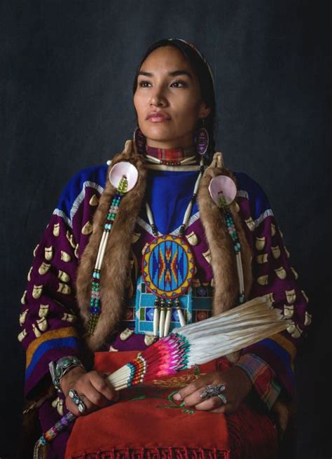 Pin By Dana Wimbish On Native Americans Native American Girls Native