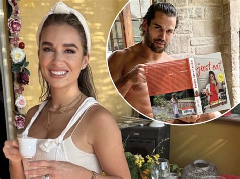 Jessie James Deckers Hunky Husband Goes Nude To Promote Her New Cookbook Perez Hilton