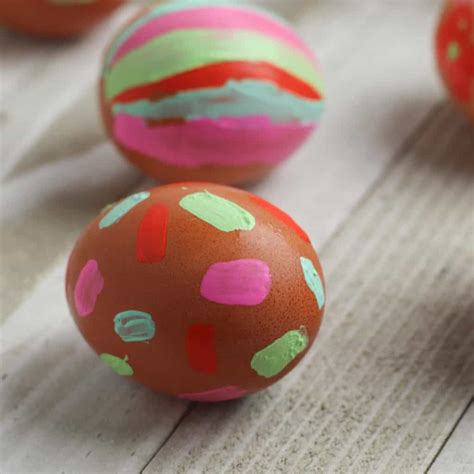 Easy Easter Craft For Toddlers ~ Painted Easter Eggs