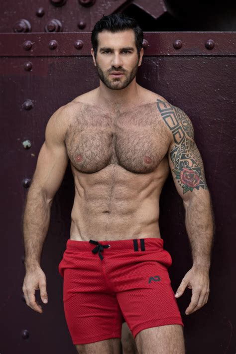 scruffy men hairy men bearded men handsome guys armenian models ripped body hommes sexy