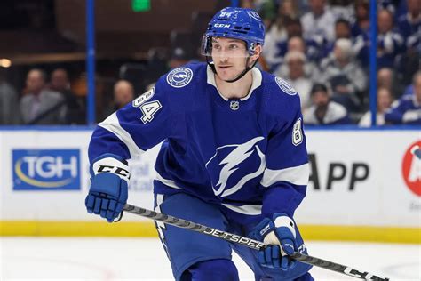 Tampa Bay Lightning Forward Tanner Jeannot Out Week To Week Daily Faceoff