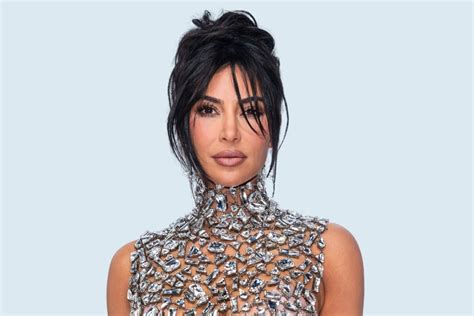 Kim Kardashian Goes Viral For Thinking Fan Was Homeless