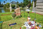 Hollywood Forever Cemetery Review & Tips - Travel Caffeine