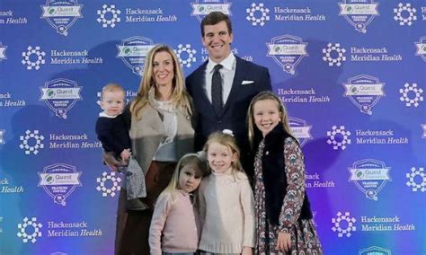 Eli Manning Joined By Wife Abby Mcgrew And 4 Kids For New York Giants